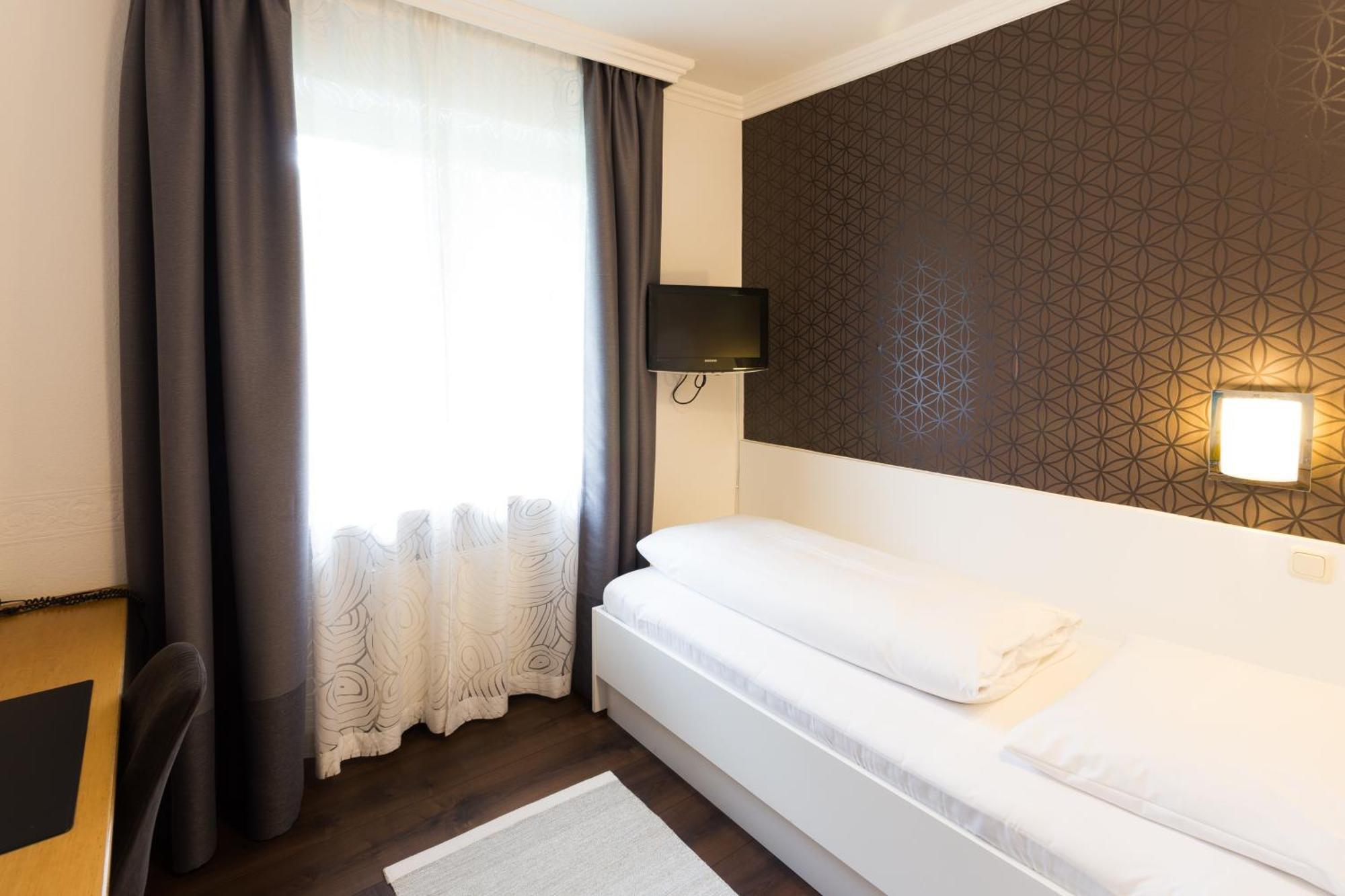 Hotel Villa Solln München Kamer foto
